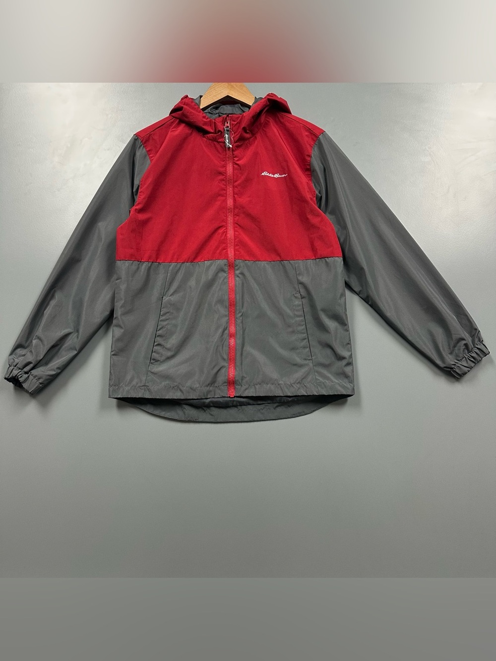 NWOT Eddie Bauer Kids Hooded Windbreaker Jacket Red Grey Colorblock Size L 14/16